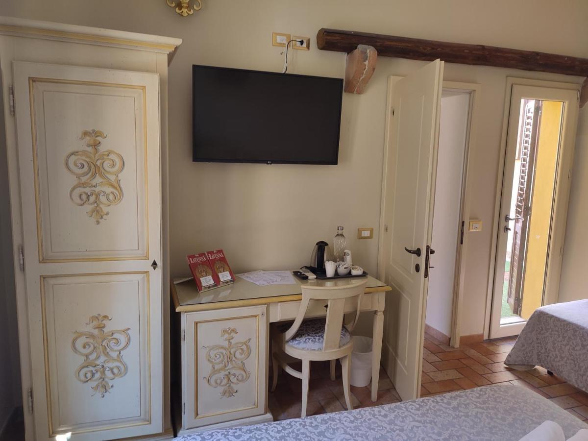 Family Room Terrace