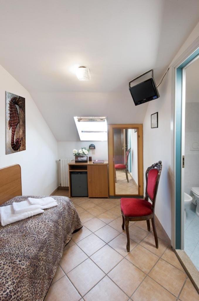 Single Room