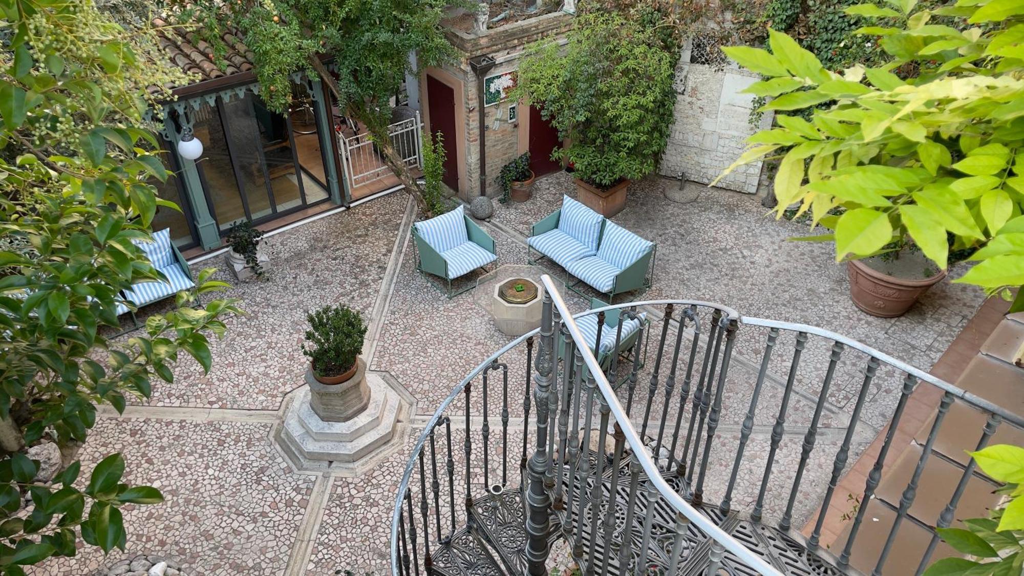 Suite Terrace