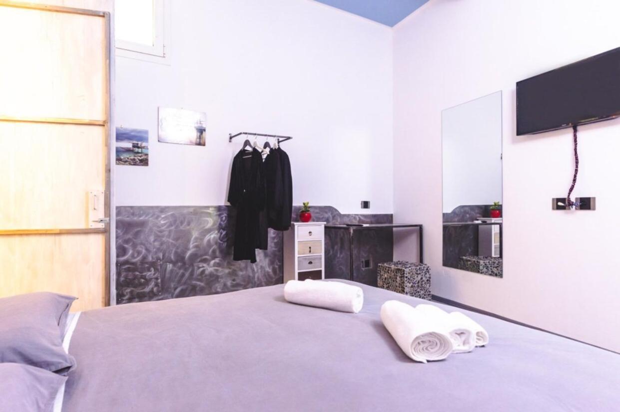 Double Room Private Bathroom