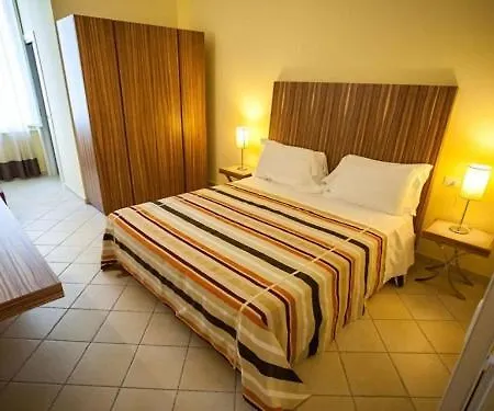 Appartamenti Resort Roma 6.3 e Resort I Banchieri-3