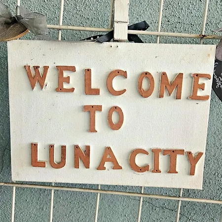 Luna City-2